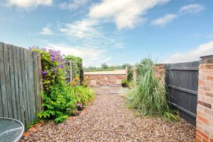 Photo 20- click for photo gallery